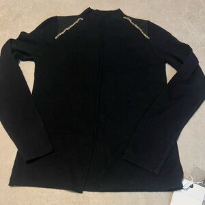 #8064. Gouchijon Women's Black Long Sleeve Cashmere Sweater W/Chain Detail. Sm
